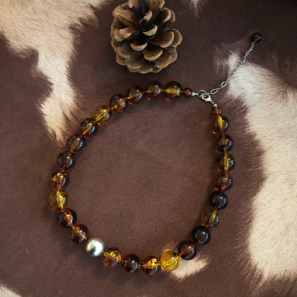 Chunky faux amber marble bead statement necklace